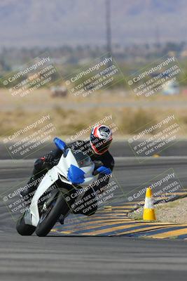 media/Mar-24-2025-Moto Forza (Mon) [[57ce5c5cff]]/3-Beginner Group/Session 2 (Turn 11)/